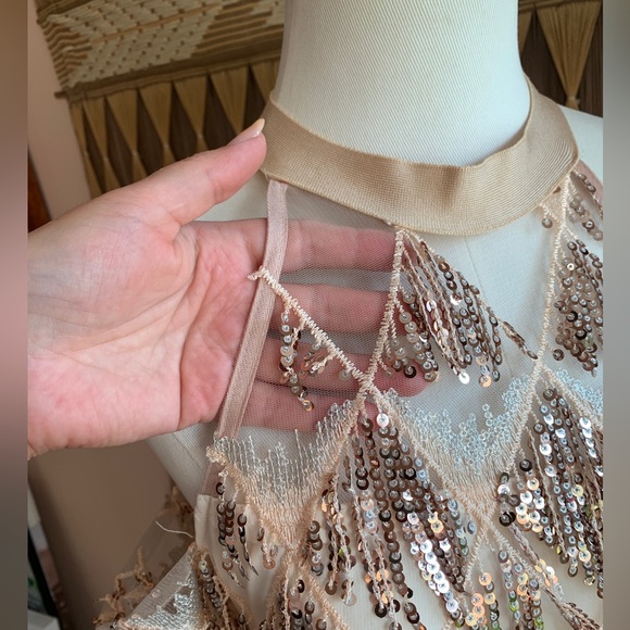 Gorgeous BNWT L’ATISTE Rose Gold Sequin Cocktail Dress - Picture 6 of 11